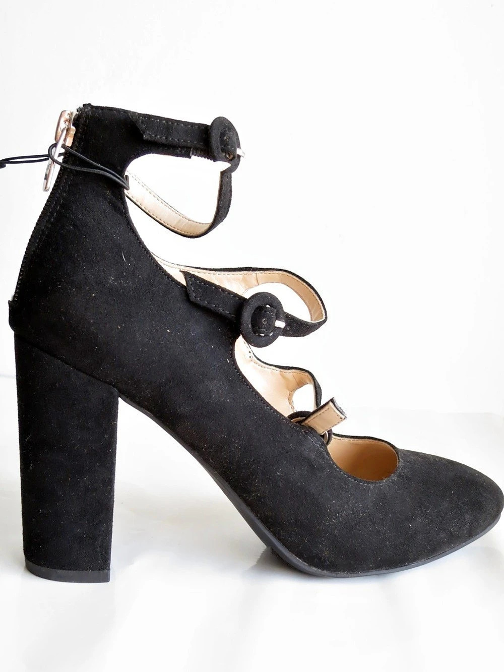 Marc Fisher Black T-Strap Block Heel US 7.5
